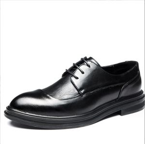 Дизайнерские кожаные туфли для мужчин. Классические туфли на шнуровке. Повседневные деловые оксфорды с острым носком. Офисные деловые туфли для мужчин. Для мальчиков. Вечерние модельные ботинки.