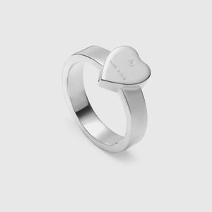 Кольца Женщины Мужские группы Дизайнер кольцо кольцо модные ювелирные украшения титановые стальные одно любовные кольца Сердце Серебряное Золото Цвет. Пополнительный размер 6-10