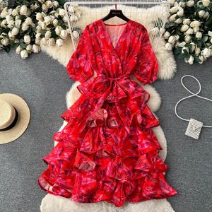 2023 Casual Dresses Sweet V-neck Short Sleeves A-line Dress for Beach Women's Fashion Princess Slim Waist Beach Party Clothes250J