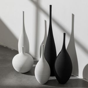 Wazony wazon ceramiczny do dekoracji prosty kreatywny projekt ręcznie robionym sztuce salon model domowy czarno -biały styg