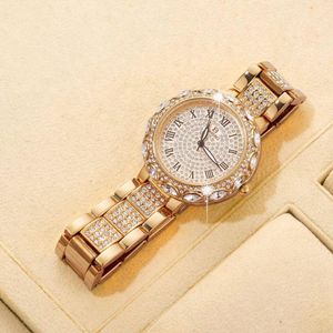 Armbandsur mode Romnummer Dial rundform Full Zircon Case Quartz Watch for Women