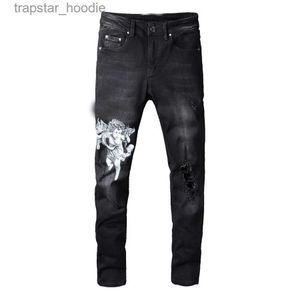 Jeans da uomo 22SS Jeans da uomo Slim Fit Angel stampato Hole Pantaloni denim da uomo neri Pantaloni Jean Hip Hop Big Size 28-40 L230918
