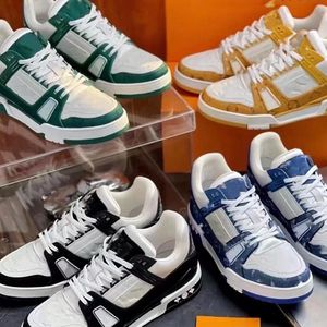 Designer Luxury Virgil scarpe casual Embossed Trainer Sneaker triple bianco rosa cielo blu Abloh nero verde giallo denim basse sneakers da uomo scarpe da ginnastica da donna 03