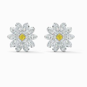 High Version Daisy Flower Stud Earrings Woman