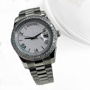 Vattentäta män av högsta kvalitet Automatiska klockor 36mm Diamond Watch Rostfritt stål Kvinnor Titta på par Style Classic Wristwatches Orologio.