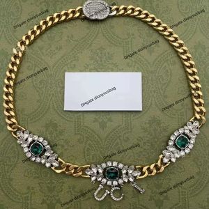 디자이너 보석 새 이중 편지 녹색 다이아몬드 목걸이 여성 골동품 패션과 남성 수백 쌍의 보석 웅장한 화려한