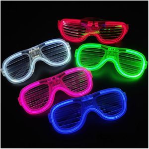 LED Rave Toy Light Up Flashing Ieewear Shutter Glasses Bar Invinder Party Toys Halloween Suppliesステージ装飾小道