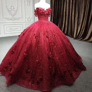 Red Shiny Mexican Quinceanera Dresses Handgjorda 3D Floral Pärlor Applique Birthday Princess Formella bollklänningar Vestidos XV ANOS 0417