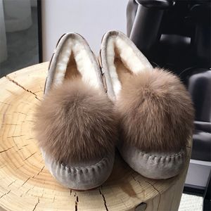 Buty 100 Naturalne futrzane skórzane kobiety płaskie buty modne mokasyny swobodne mokasyny plus size zima 230918