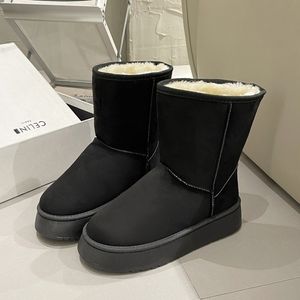 2024女性ブーツ黒灰色のカーキ厚なソールラウンド暖かいふわふわ雪のブーツデザイナーボッキーコットンシューズ