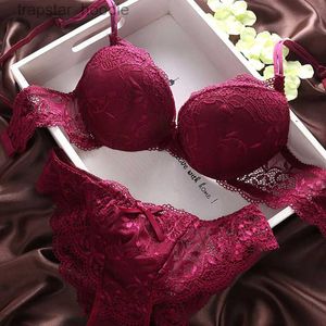 BRAS SETTS BRAS SETS European Style Sexig BH Set Women Cotton Underwear Sexiga spetsbyxor Kvinna Push Up Brassiere Fashion Solid Color Lingerie Set 230426 L230919