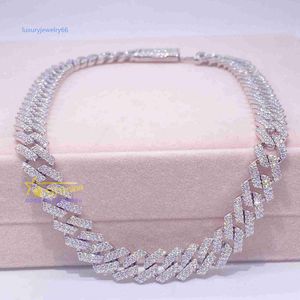 Kobiety Naszyjnik Srebrny Srebrny 925 HIP MOISSANITE Sain Out Out Cuban Link With Gra Certyfikat