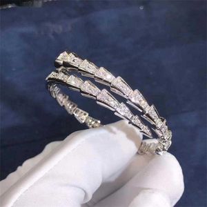 Charm Bracelets High Quality Steel Bone Bracelet Full for Women's Fashion Luxury Personality Brand Jewelry E5586