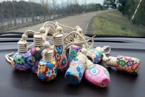 factory outlet Perfume Bottle Polymer Clay Empty Perfume Glass Essential Oils Diffusers Fashion Car Pendant Car Hanging Ornament Packing Bottles