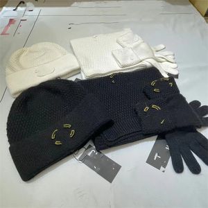 2023 Новый зимний шерстяной теплый шарф, шапка с перчатками, роскошный модный повседневный шарф, мужской и женский дизайнерский бренд, классическая шапка с буквами GloveAAS11
