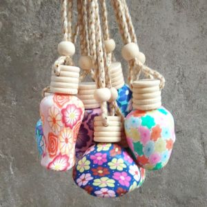 wholesale Perfume Bottle Polymer Clay Empty Perfume Glass Essential Oils Diffusers Fashion Car Pendant Car Hanging Ornament Packing Bottles factory outlet