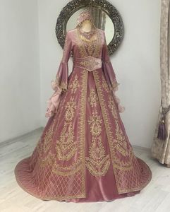 Gammal Pink Velvet Henna Caftan Prom Formella klänningar Fairy Long Sleeve Pärled Applique Muslim Marockan Evening Gown Autumn