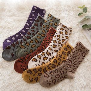 Herrensocken 1 Paar und Damen Herbst Winter dicke Wolle mit Leopardenmuster im Röhren-College-Stil zum Warmhalten277c