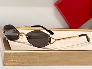 남성과 여성 디자이너를위한 선글라스 8100359 스타일 안티 ultraviolet 레트로 안경 안경 무작위 상자