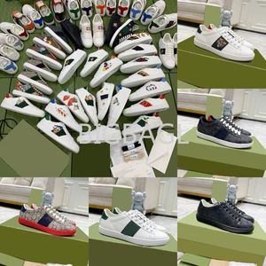 Designer Shoes Woman Sneaker Embossed Trainer Men Sneakers Red Green Strip Vintage Shoe Luxury White Leather Trainers