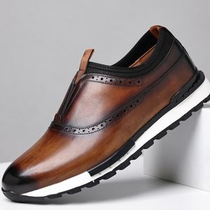 2024 Sapatos casuais de novo masculino Coloquem requisitos de couro genuíno masculino masculino masculino masculino tênis masculino não deslizamento Zapatillas Hombre A29