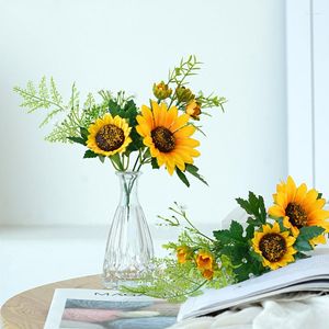 Decorative Flowers Romantic Sunflower Wedding DIY Artificial Bouquet Decoration Arrangement Party Living Room Decor Silk Fake Flower