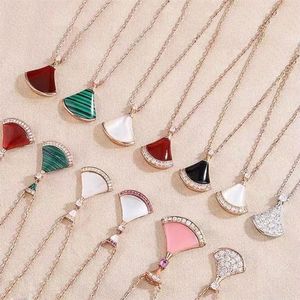 Necklace Designer Luxury necklaces jewelry Fan shape divas dream Red Green Chalcedony Gold rose platinum Chains for women trendy W225A