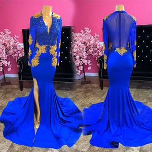 Abiti da sera Plus Size Royal Blue Prom Abito da festa Sirena formale Tromba Cerniera personalizzata Allacciatura Nuovo scollo a V Manica lunga Raso elastico Applique in oro