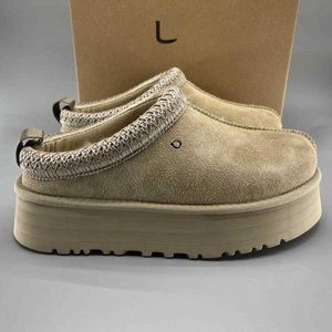 Tasman Chinelos Tazz Designer Ug Whole Wool Mulheres Botas Castanha Pele Preta Pele De Carneiro Homens Ultra Mini Sapatos Camurça Superior Conforto Outono Inverno Tornozelo Botas Amantes Sapatos