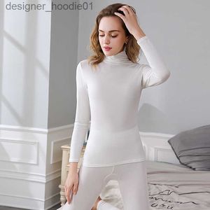 Biancheria intima termica da donna 2023 Nuova biancheria intima termica Set Donna Abbigliamento invernale Calda manica lunga Top Pantaloni caldi Biancheria intima Canottiera Stampa L230919