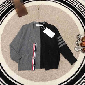 패션 키즈 카디건 대비 스티칭 디자인 아이 v- 넥 스웨터 크기 100-150 cm 니트 재킷 여자 소년 SEP15