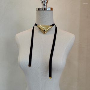 Ожерелье с подвеской LONDANY, медное треугольное длинное черное плетеное колье из веревки, дизайн, чувственный воротник на шею
