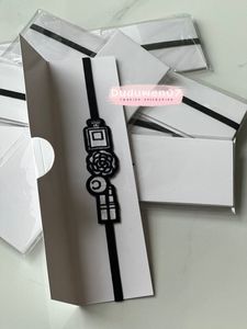 Verktygsdelar Fashion Classical Beaute Gift Elastic Band Embroidery Bookmarks VIP-Gift Reading Taggar