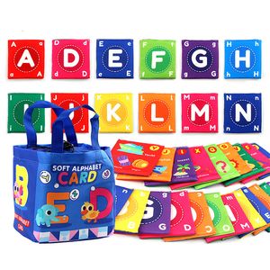 Brinquedos de inteligência Soft Baby Alphabet Cards 26 Letras Learning Flash Cards com saco de pano Presentes de brinquedo educacional precoce para crianças bebês 230919