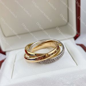 Anello in oro di design Anello in acciaio inossidabile di lusso tre in uno Anelli con diamanti di moda per le donne Anelli di fidanzamento con gioielli di alta qualità Regalo di Natale