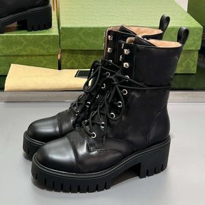 Moda PpariesDesigner Martin stivali firmati scarpe da donna australia doc martens tim land stivali 6 cm Moda stivale da trekking stile motociclista zip pizzo fantasia caviglia b