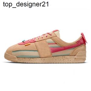 2023 nuovo classico Union Cortez Designer scarpe casual Uomo Donna Scarpe da ginnastica Lemon Frost Fumo chiaro Grigio Offs Noir Sesame Sneakers Sport Jogging Scarpe da passeggio