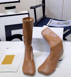 Lyxvarumärke Kvinnor Half Boots Casual Shoes High Heel äkta läder