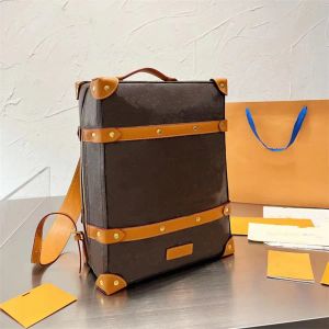 Designer ryggsäckar lyxiga kvinnor ryggsäckväskor gammaldags axelväska för tonårsflickor backpack män handväska påsäck g239195pe-3