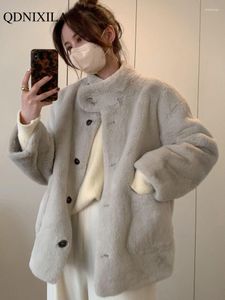Cappotto di pelliccia di visone finto da donna 2023 Autunno e inverno Donna Breve coreano Caldo peluche Giacca di moda Abbigliamento Capispalla