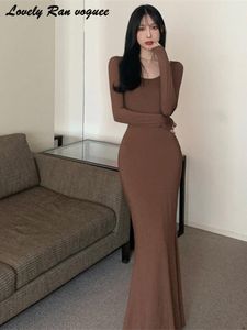 Basic Casual Dresses Sexy Slim Women Maxi Dress Long Sleeve Oneck Hip Package Female Trumpet Autumn Allmatch Solid Base Lady Robe 230920