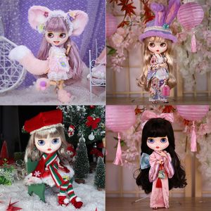 Ciała lalki Części ręcznie robione lalka Kimono Ubrania Doll Blyth OB22 24 Doll Rabbit Uszy Ubranie księżniczki Dysporcja na azony azony azony OB24 OB27 FR 230920