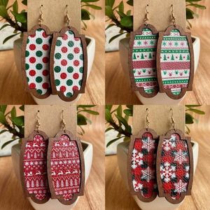 Brincos pendurados vermelho santa passeio árvore de natal impressão vegan couro moldura de madeira oval para mulheres marca designer jóias