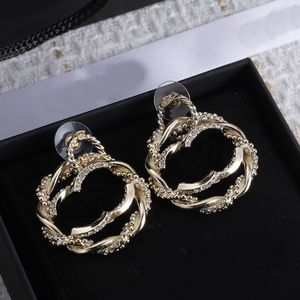 Luxury Stud Big Earring for Lady Women Girls Ear Studs Designer Jewelry Earring Valentine Day Gift Engagement för Bride CHD2309203 Skystrick