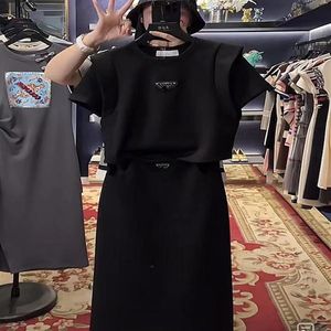 Kvinnor klär lång kjolbälte fit kjolar för våren sommarutkläder avslappnad stil med Budge Letter Lady Slim Dresses Jacket Shirt Woo221D