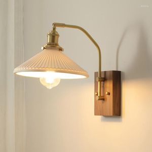 Lampa ścienna orzech loda skandynawska skandynawska vintage mosiężna studium studium salonu sypialnia łazienka jadła jadła