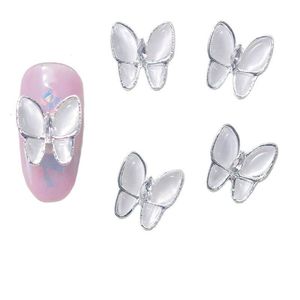 Nagelkonstdekorationer 10pcslot Crystal Butterfly Nail Alloy Charms Rhinestone Manicure Butterfly 3D Nail Jewelry Diamond DIY Nail Art Decorationj#486 230919