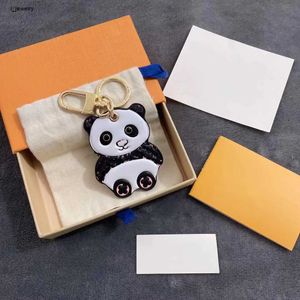 Designer Keychain Rabbit och Panda Pendant Decorate Keyring High-Class Men's Car Key inklusive Box