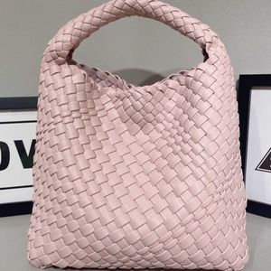 Bolsa de designer Botegss Ventss Bolsas de ombro feitas à mão bolsa pequena para mulheres nova moda casual textura simples e versátil com tampa grande tem logotipo