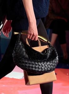 Mini Tote Teen Intrecciato designers Evening Bag Woven Bag Handheld Dumpling Bag Fashion Leisure Handheld Bag Real Leather Bagss